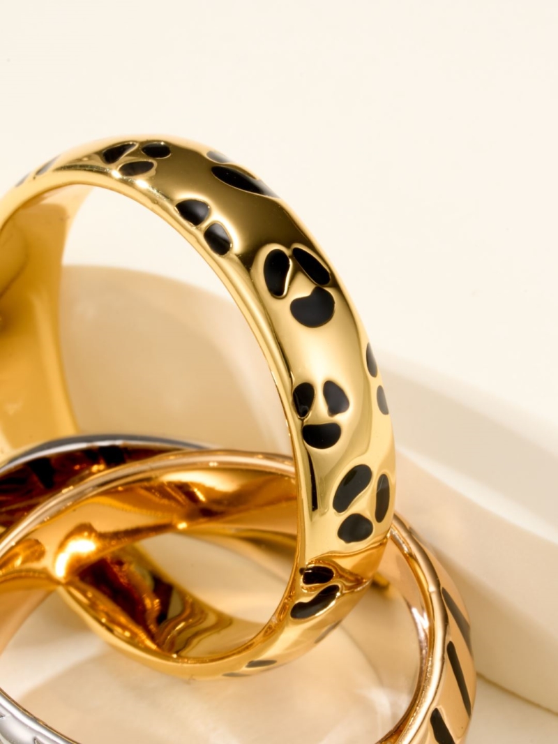 Ca*t1er rings